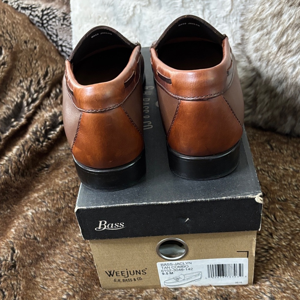 GH Bass Women’s 9.5 Genuine Leather Brown Tassel Loafers - Picture 5 of 11